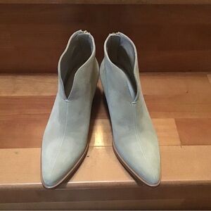 Vince Taupe Suede Made in Italy Block heel Ankle Booties.